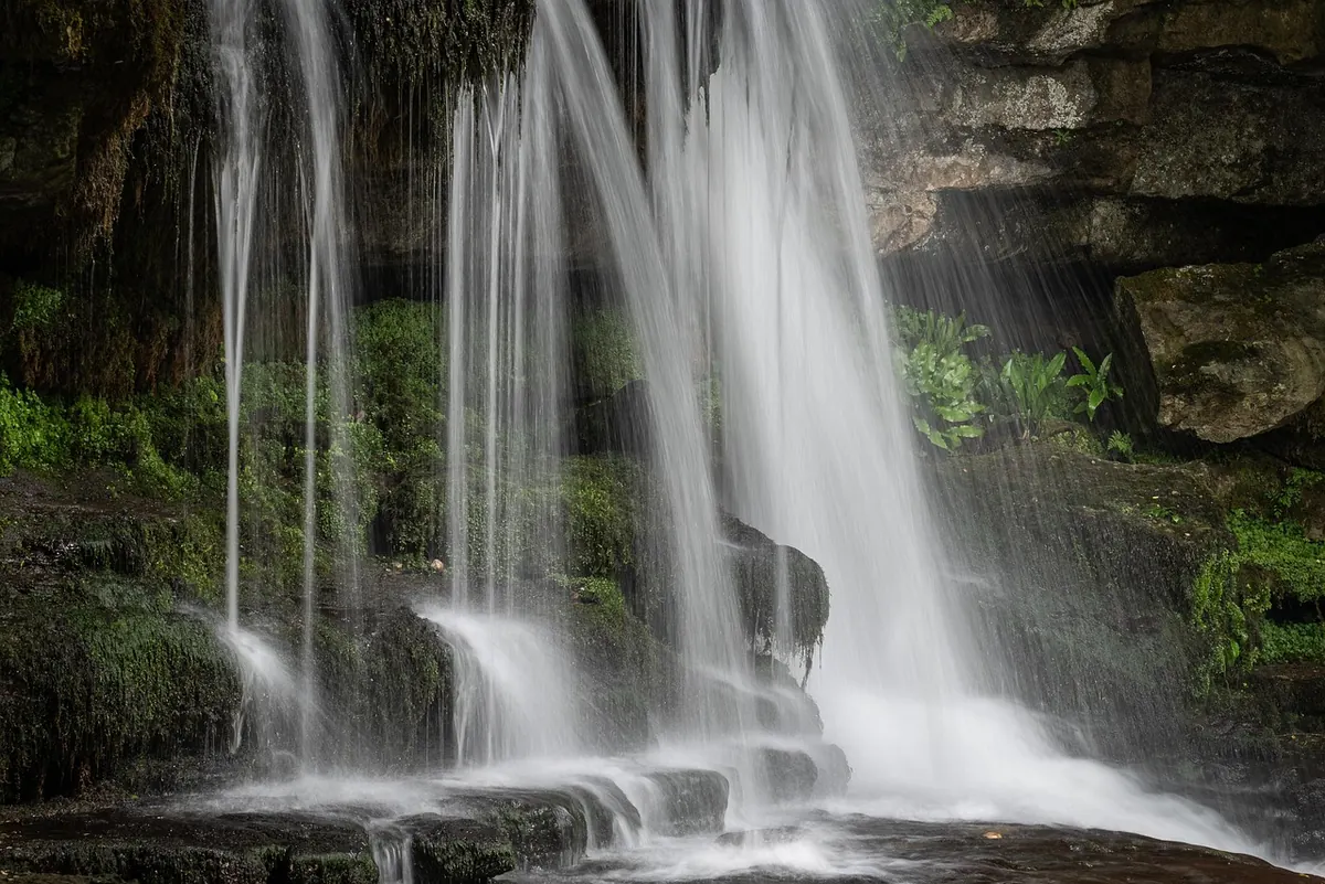 What a Week of Solo Hiking in the Yorkshire Dales Taught Me About Fear and Preparation